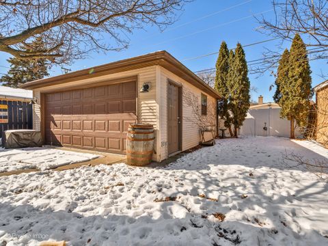 A home in Elmwood Park