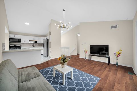 Tiny photo for 911 Wembley Drive, Island Lake, IL 60042 (MLS # 12599187)