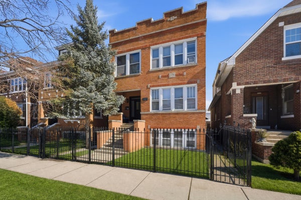 1621 S 50TH CT, CICERO, IL 60804 - Image 54f39ee268563dbcfea7b4d9b3e2cec4/2376939332