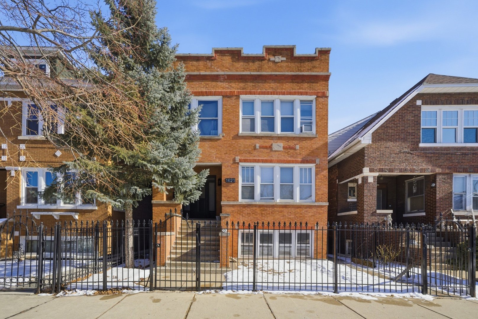 1621 S 50th Court