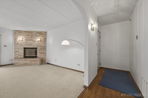 Tiny photo for 9050 Del Prado Drive #1S, Palos Hills, IL 60465 (MLS # 12578273)