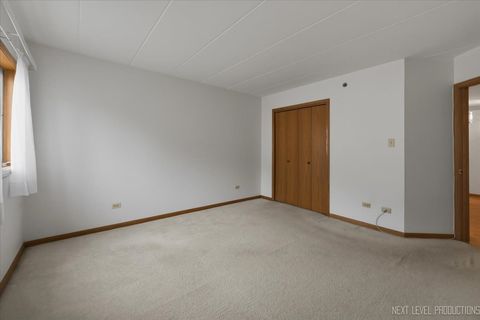 Tiny photo for 9050 Del Prado Drive #1S, Palos Hills, IL 60465 (MLS # 12578273)