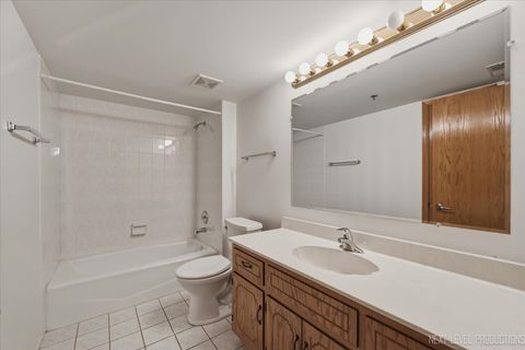 Tiny photo for 9050 Del Prado Drive #1S, Palos Hills, IL 60465 (MLS # 12578273)