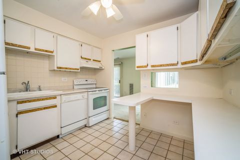 Tiny photo for 1500 Harbour Drive #1D, Wheeling, IL 60090 (MLS # 12428956)