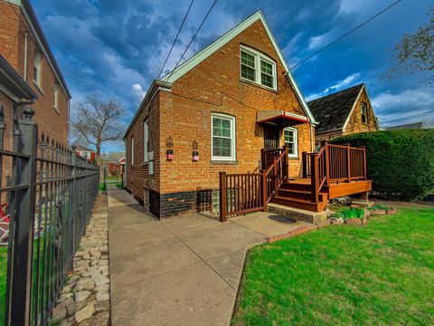 Tiny photo for 7328 S Albany Avenue, Chicago, IL 60629 (MLS # 12620256)