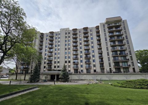 Tiny photo for 190 S Wood Dale Road #208, Wood Dale, IL 60191 (MLS # 12645798)