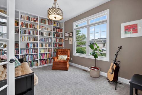 Tiny photo for 5882 Vanderginst Court, Bettendorf, IA 52722 (MLS # 12661783)