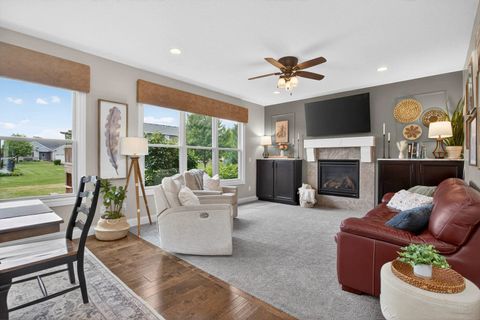 Tiny photo for 5882 Vanderginst Court, Bettendorf, IA 52722 (MLS # 12661783)