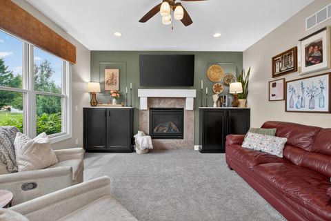 Tiny photo for 5882 Vanderginst Court, Bettendorf, IA 52722 (MLS # 12661783)