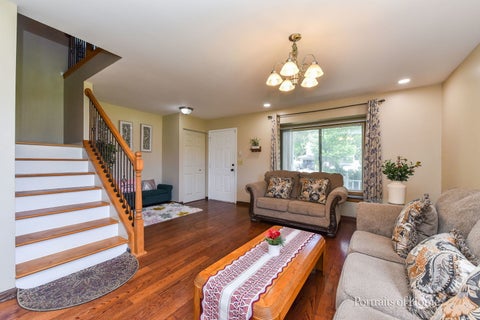 Tiny photo for 2475 Westleigh Court, Aurora, IL 60504 (MLS # 12753574)