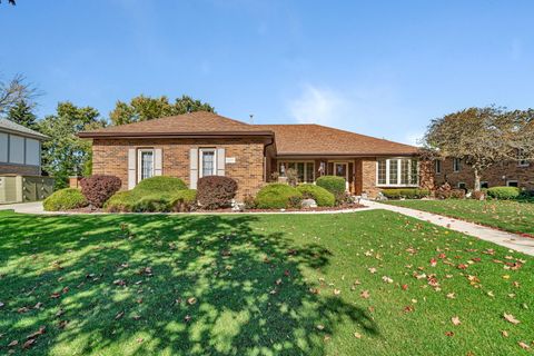 Tiny photo for Homer Glen, IL 60491 (MLS # 12585460)