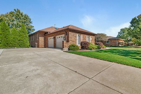 Tiny photo for Homer Glen, IL 60491 (MLS # 12585460)