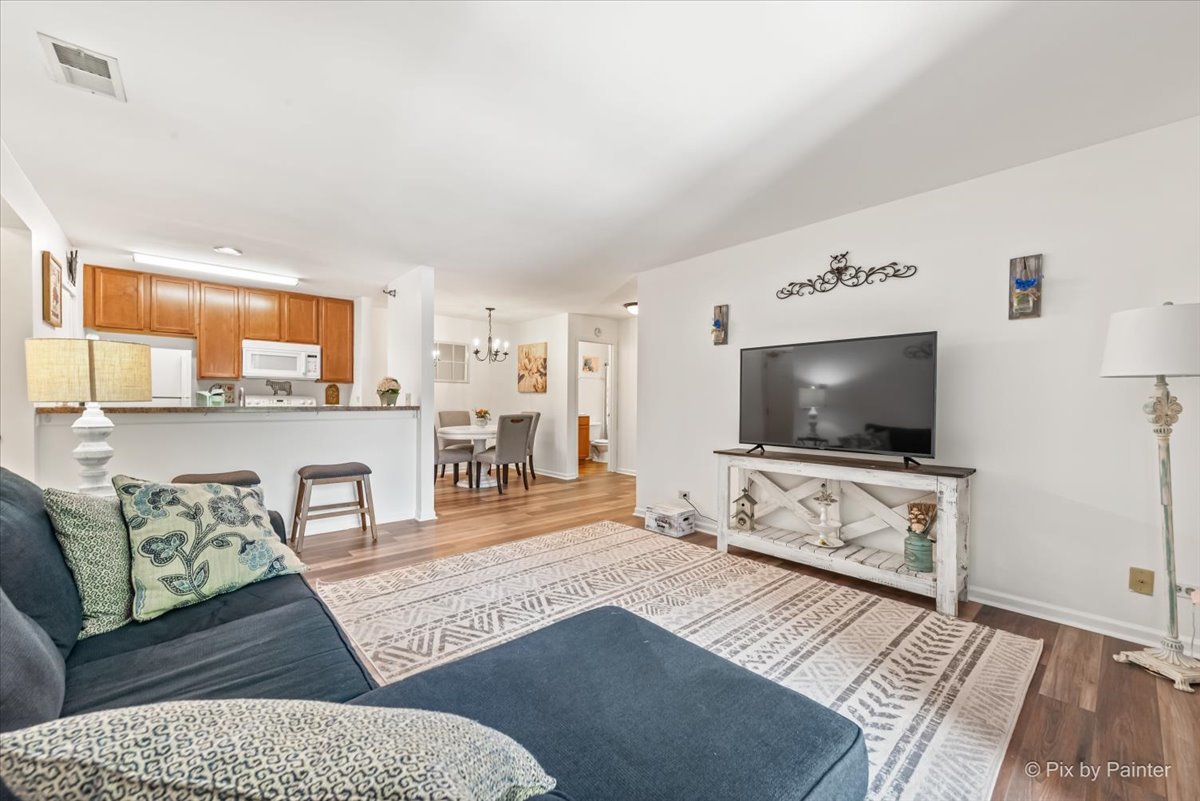 208 Glengarry Drive 203