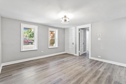 Tiny photo for 1341 Kenilworth Avenue, Berwyn, IL 60402 (MLS # 12493034)