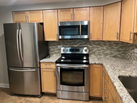 Tiny photo for 920 Vose Drive #105, Gurnee, IL 60031 (MLS # 12476971)