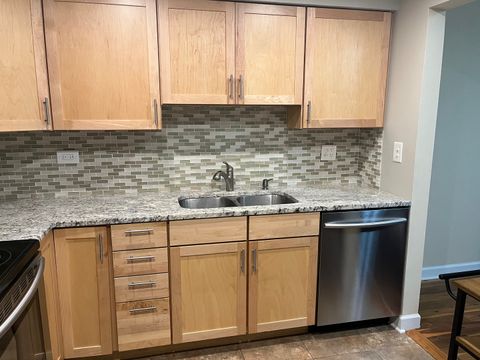 Tiny photo for 920 Vose Drive #105, Gurnee, IL 60031 (MLS # 12476971)