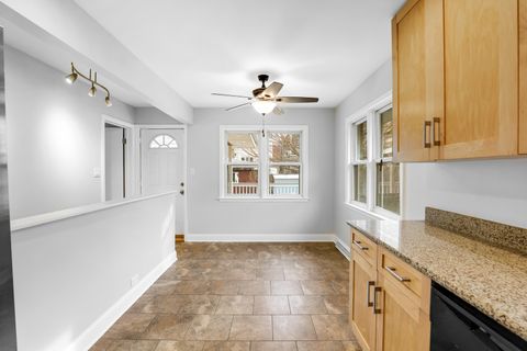 Tiny photo for 2849 W Fletcher Street, Chicago, IL 60618 (MLS # 12578944)