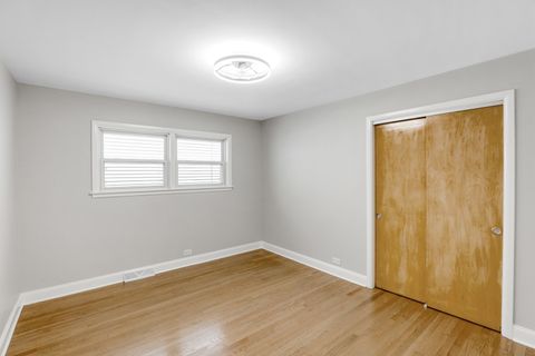 Tiny photo for 2849 W Fletcher Street, Chicago, IL 60618 (MLS # 12578944)