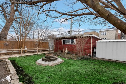 Tiny photo for 2849 W Fletcher Street, Chicago, IL 60618 (MLS # 12578944)
