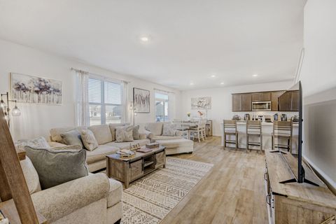 Tiny photo for 601 Ironwood Avenue, Oswego, IL 60543 (MLS # 12585001)