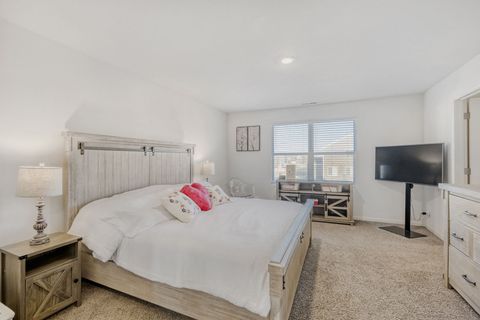 Tiny photo for 601 Ironwood Avenue, Oswego, IL 60543 (MLS # 12585001)