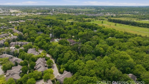 Tiny photo for 1028 Crestwood Circle, St. Charles, IL 60175 (MLS # 12653684)