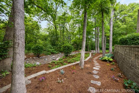 Tiny photo for 1028 Crestwood Circle, St. Charles, IL 60175 (MLS # 12653684)