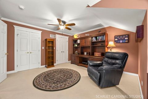 Tiny photo for 1028 Crestwood Circle, St. Charles, IL 60175 (MLS # 12653684)
