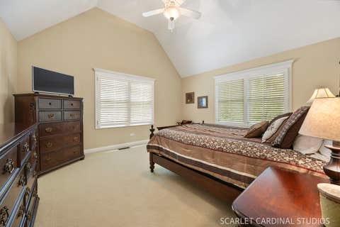 Tiny photo for 1028 Crestwood Circle, St. Charles, IL 60175 (MLS # 12653684)