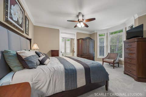 Tiny photo for 1028 Crestwood Circle, St. Charles, IL 60175 (MLS # 12653684)