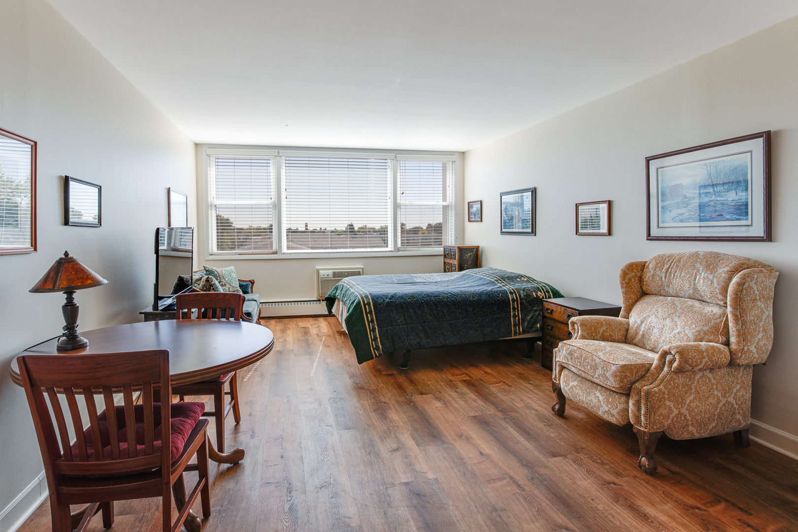 5975 N Odell Avenue 4G