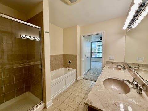 Tiny photo for 1600 S Prairie Avenue #1006, Chicago, IL 60616 (MLS # 12717793)