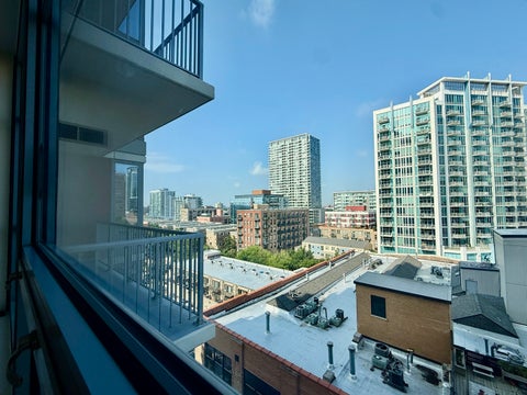 Tiny photo for 1600 S Prairie Avenue #1006, Chicago, IL 60616 (MLS # 12717793)