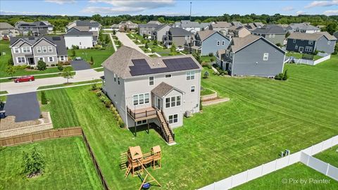 Tiny photo for 801 Marlisle Lane N, Elgin, IL 60124 (MLS # 12453828)