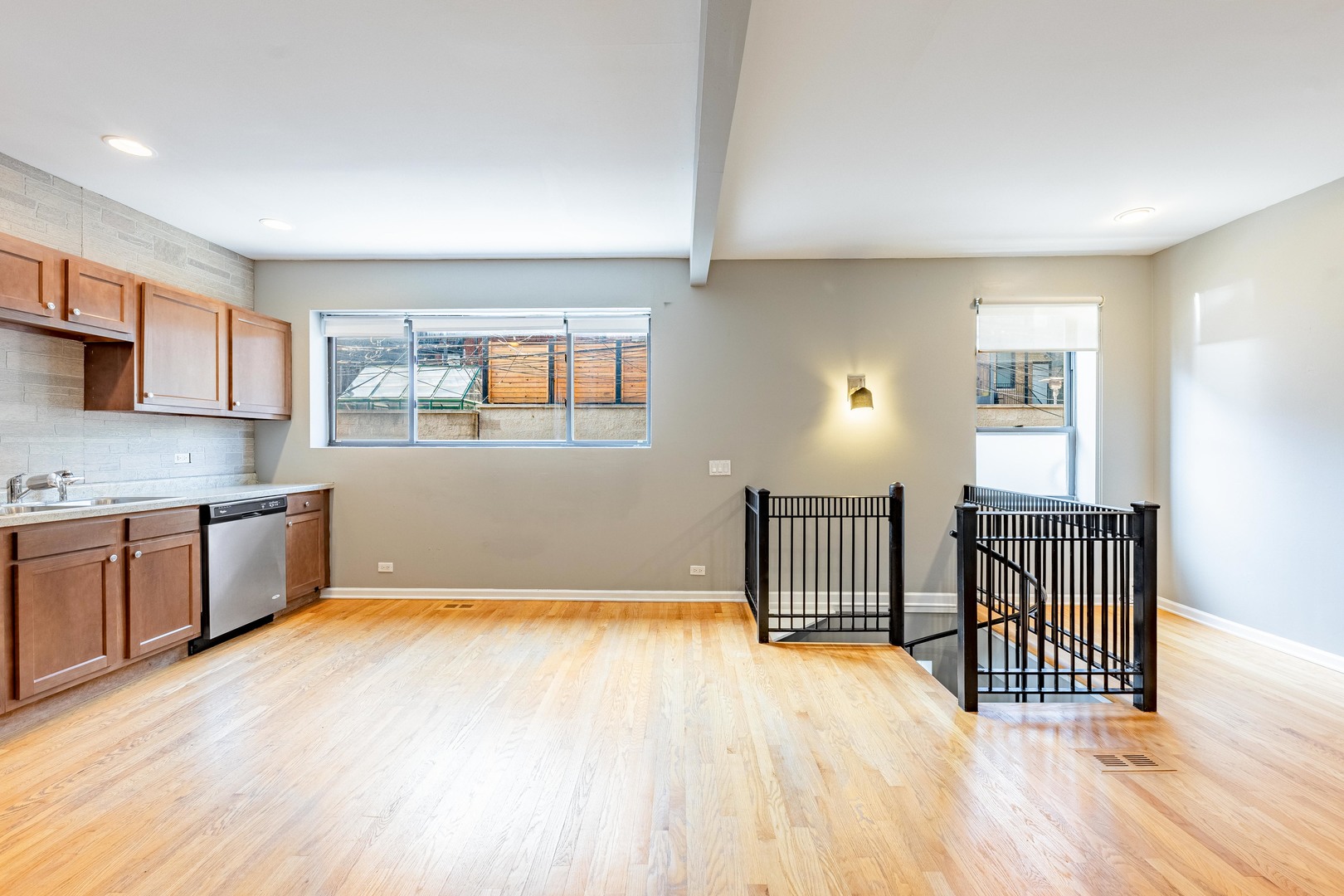 1519 W Thomas Street 2-C