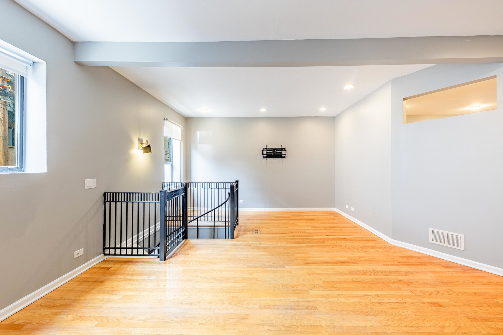 1519 W Thomas Street 2-C