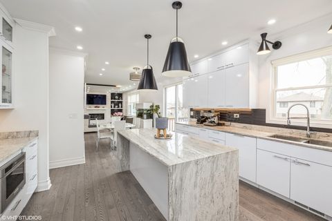 Tiny photo for 7517 Main Street, Darien, IL 60561 (MLS # 12530658)