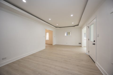 Tiny photo for 7617 S Crandon Avenue, Chicago, IL 60649 (MLS # 12794050)
