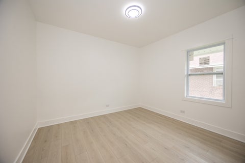 Tiny photo for 7617 S Crandon Avenue, Chicago, IL 60649 (MLS # 12794050)