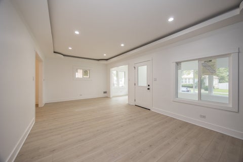 Tiny photo for 7617 S Crandon Avenue, Chicago, IL 60649 (MLS # 12794050)