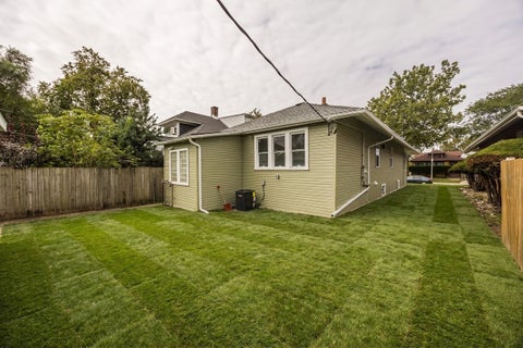 Tiny photo for 7617 S Crandon Avenue, Chicago, IL 60649 (MLS # 12794050)