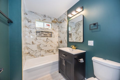 Tiny photo for 7617 S Crandon Avenue, Chicago, IL 60649 (MLS # 12794050)