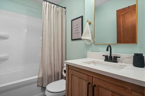 Tiny photo for 1502 Sunset Drive, Holiday Hills, IL 60051 (MLS # 12775010)