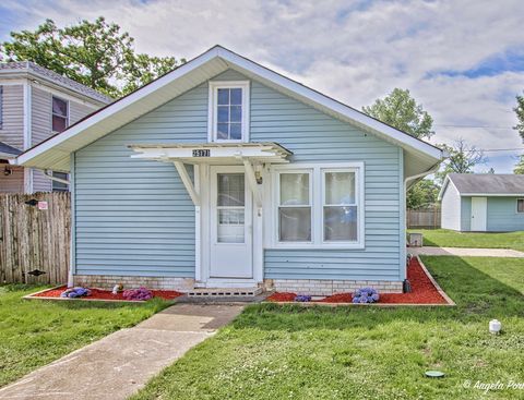 Single Family Residence in Antioch IL 25171 Linden Lane.jpg