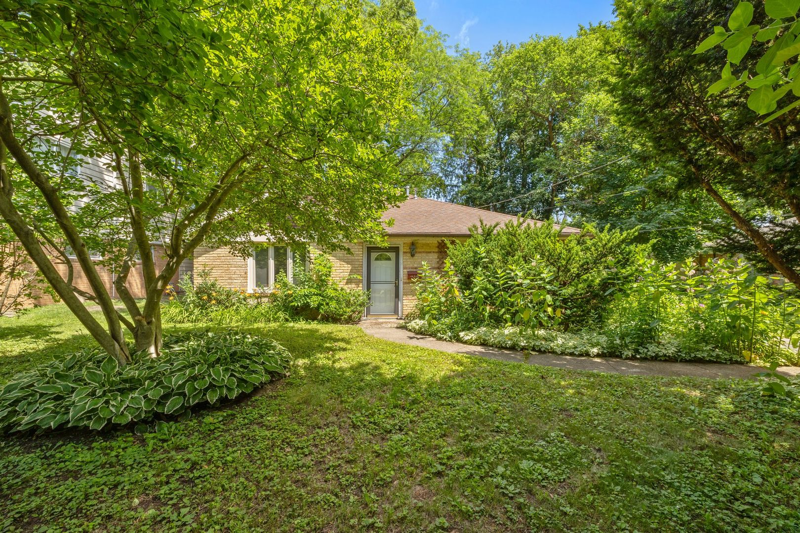614 Riverside Drive