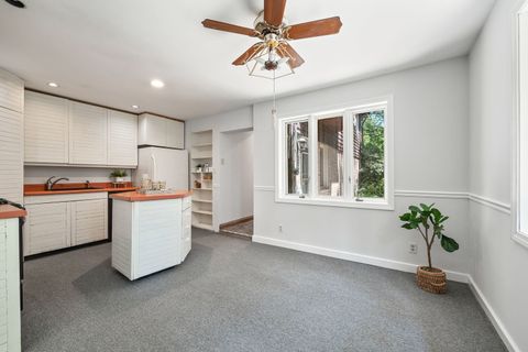 Tiny photo for 614 Riverside Drive, Libertyville, IL 60048 (MLS # 12432242)