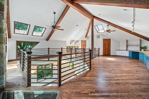 Tiny photo for 614 Riverside Drive, Libertyville, IL 60048 (MLS # 12432242)