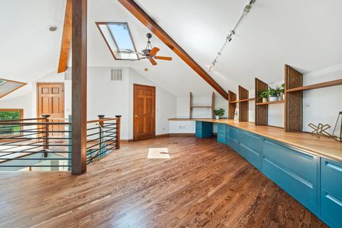 Tiny photo for 614 Riverside Drive, Libertyville, IL 60048 (MLS # 12432242)