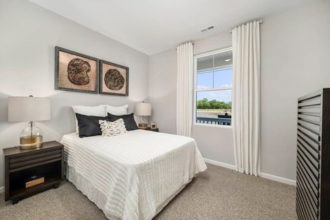 Tiny photo for 1055 Williamsburg Street, Pingree Grove, IL 60140 (MLS # 12495068)