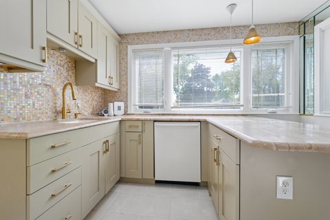 Tiny photo for 204 Bohland Avenue, Bellwood, IL 60104 (MLS # 12749961)